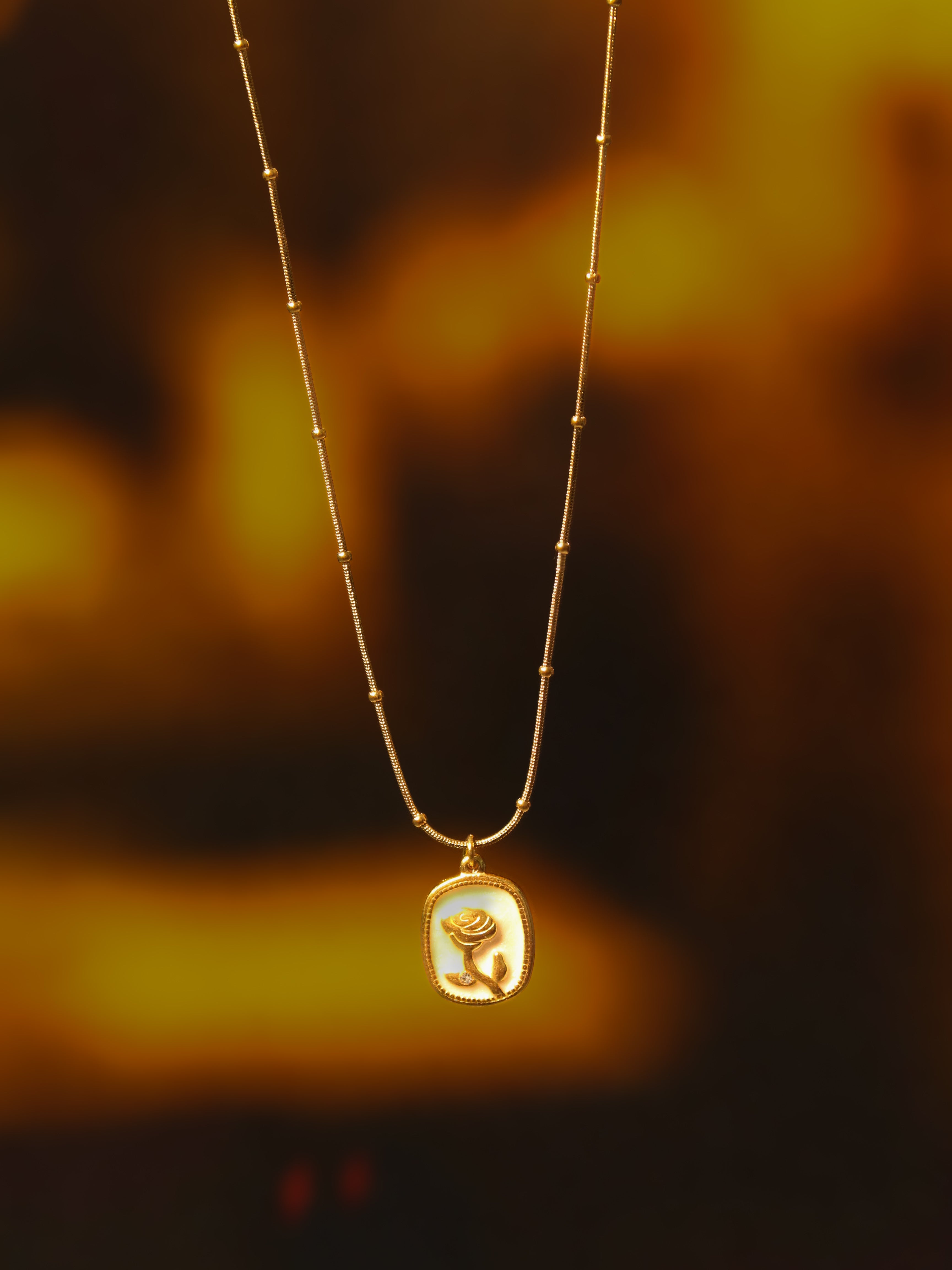 Rose Pendant Chain