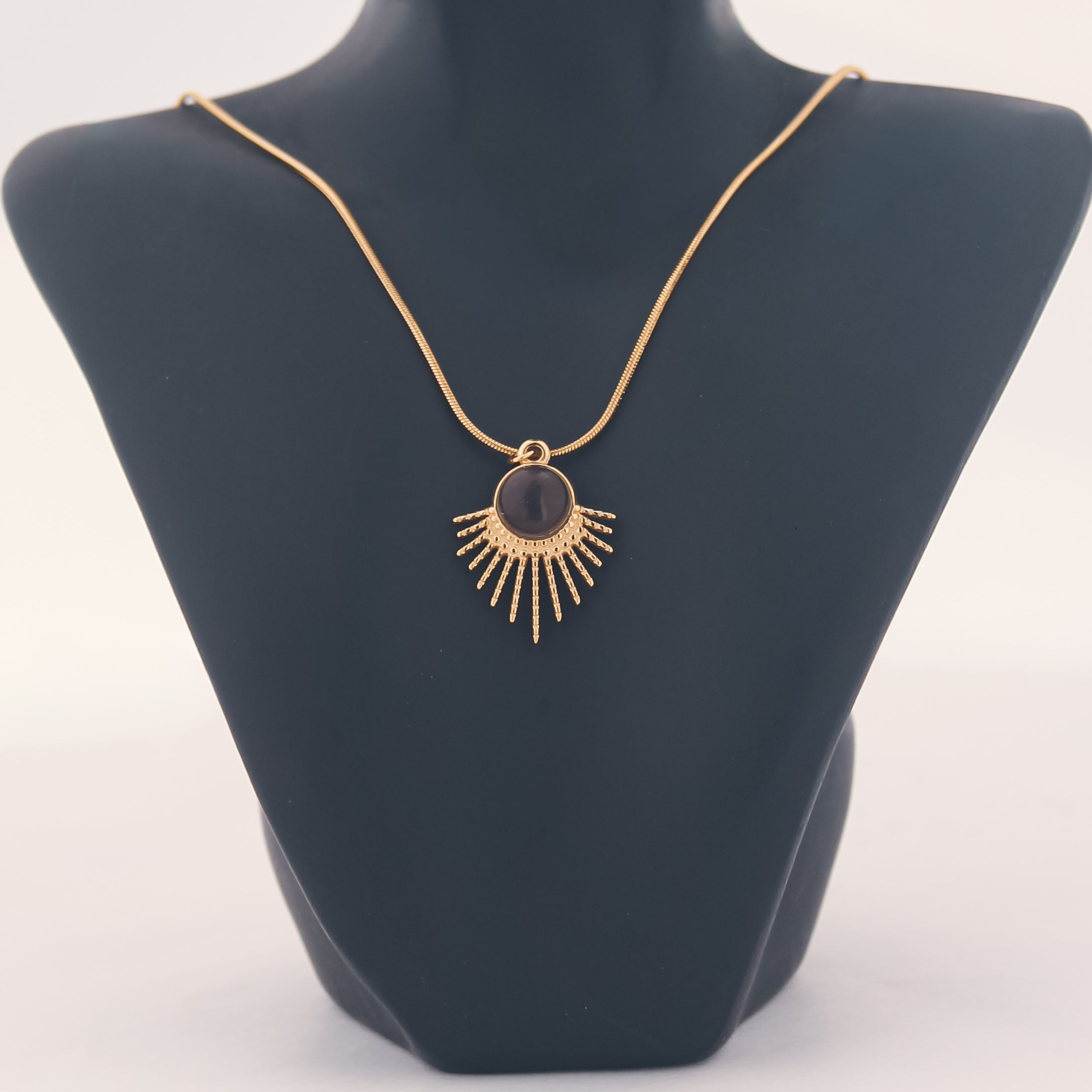 Black sunburst Stainless steel Anti-tarnish chain - House Of Tanaya