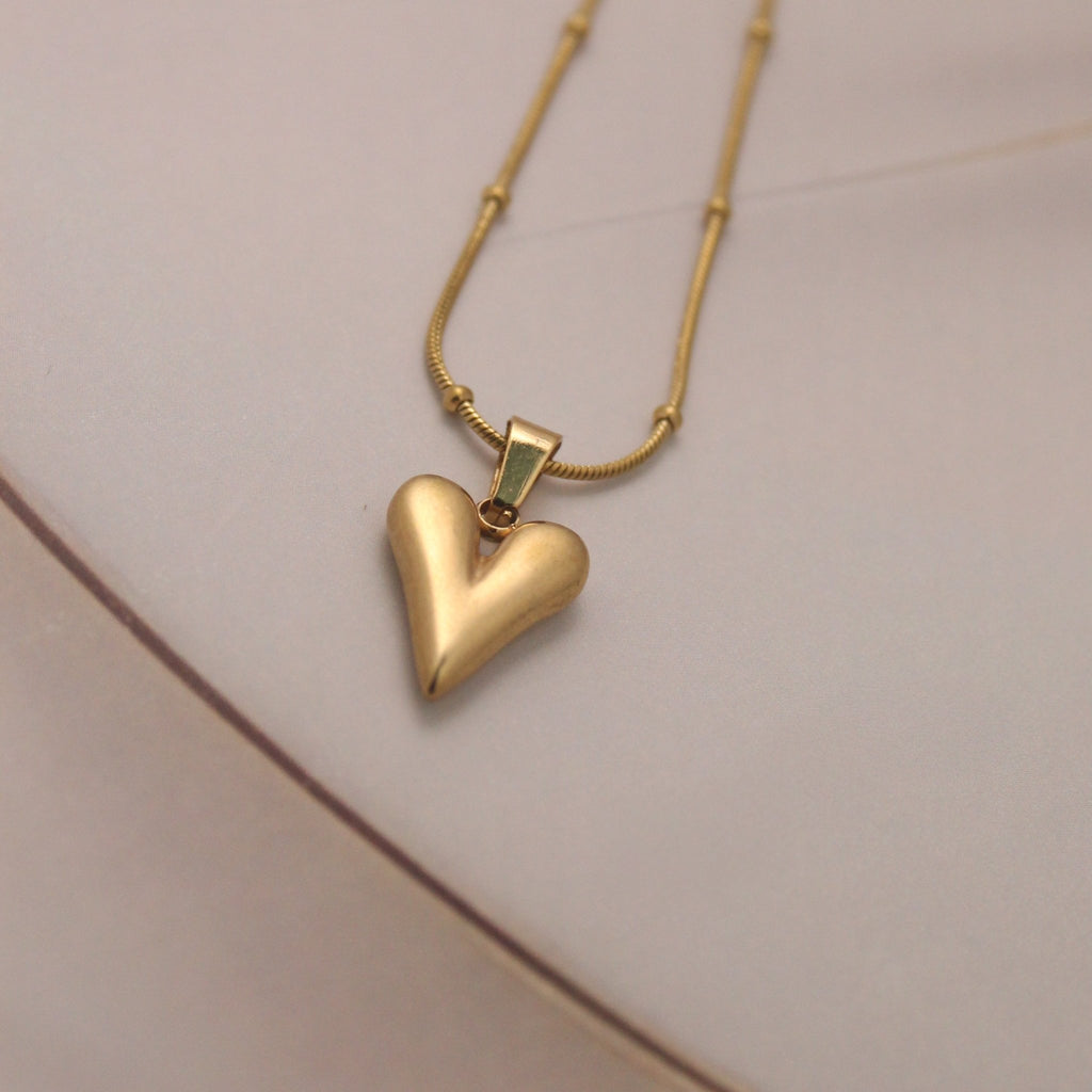 Golden Heart Pendant Anti - tarnish chain - House Of Tanaya