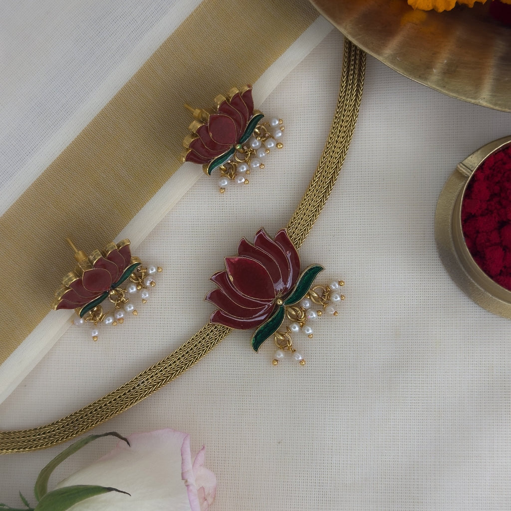 Single Lotus Choker - House Of Tanaya