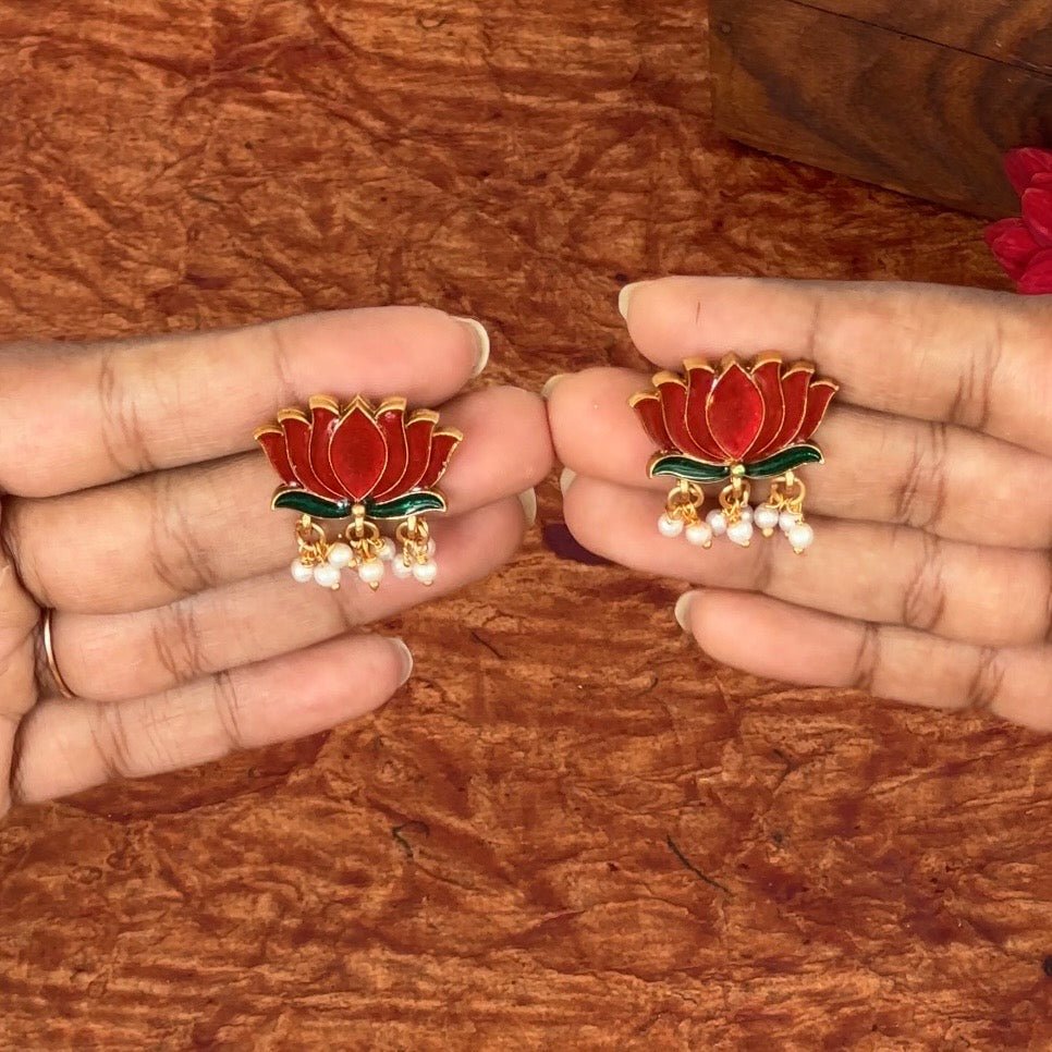 Single Lotus Choker - House Of Tanaya