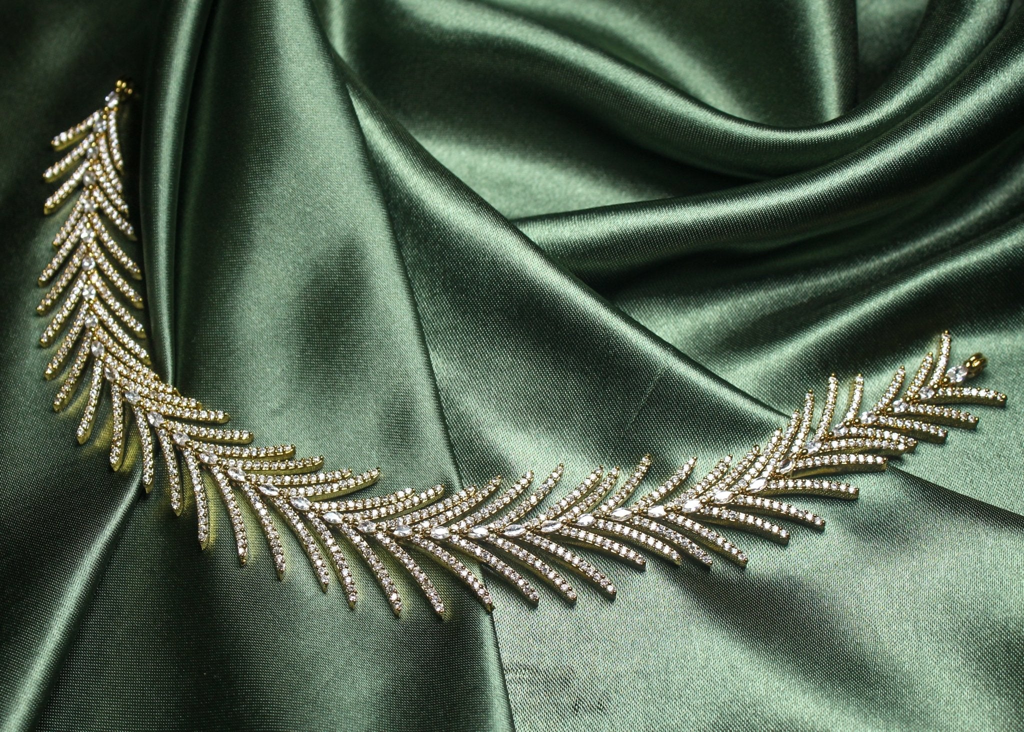 Premium fern - patterned AD necklace - House Of Tanaya